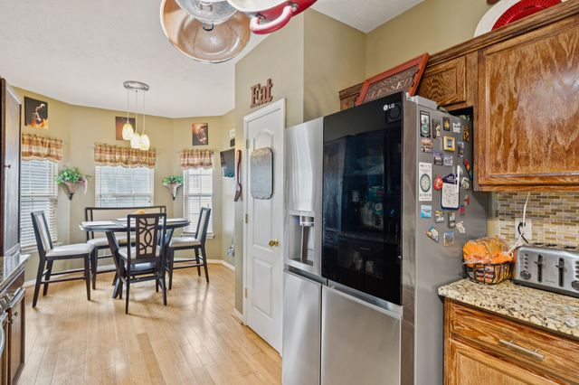 125 Kendall Park Dr, Nashville, TN 37217