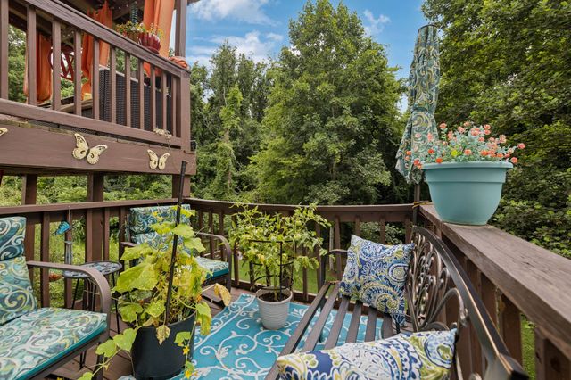 125 Kendall Park Dr, Nashville, TN 37217