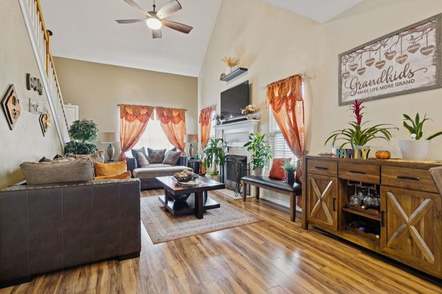 125 Kendall Park Dr, Nashville, TN 37217