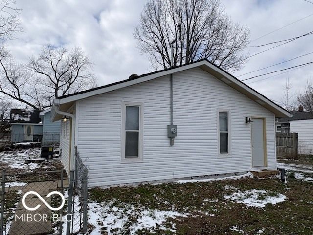 2300 W 9th Street, Muncie, IN 47302