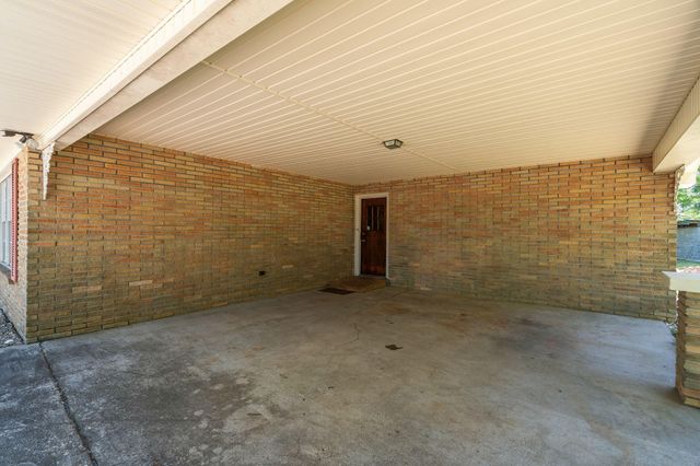 125 Tolar Cut Off, Columbia, MS 39429