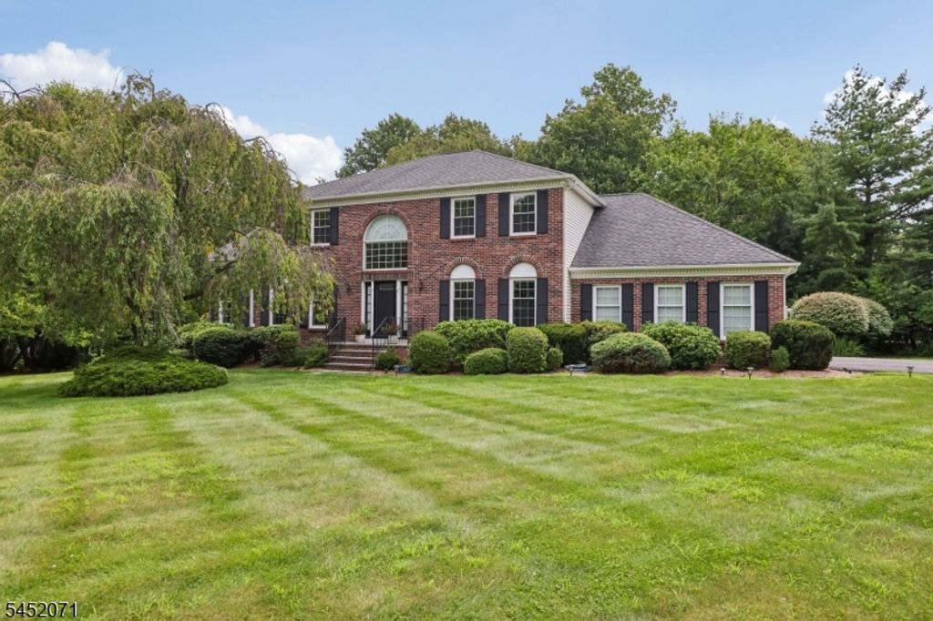 2 Stratford Dr, Randolph Twp., NJ 07869 — exterior