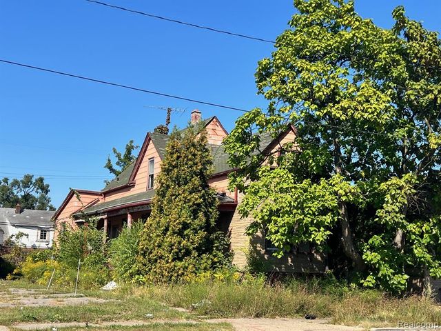 14445 E 7 Mile Road, Detroit, MI 48205