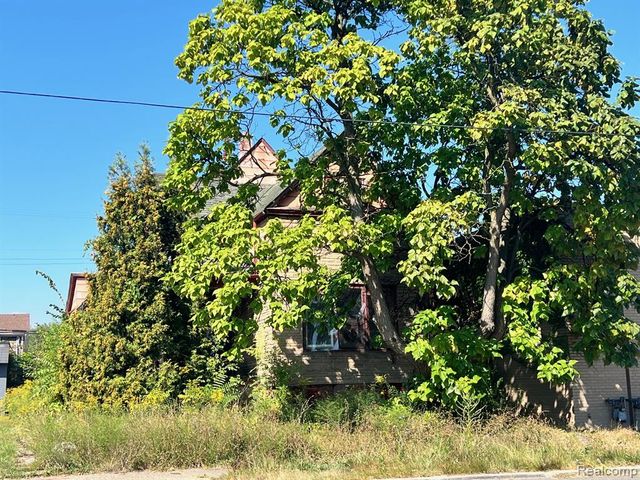 14445 E 7 Mile Road, Detroit, MI 48205