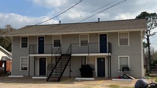 1311 1/2 21st Street 4, Huntsville, TX 77340