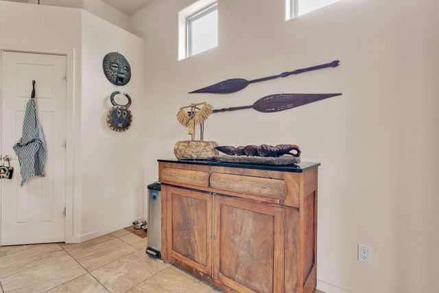 5308 Sacate Avenue NW, Albuquerque, NM 87120