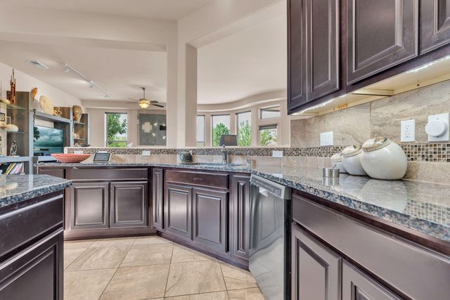 5308 Sacate Avenue NW, Albuquerque, NM 87120
