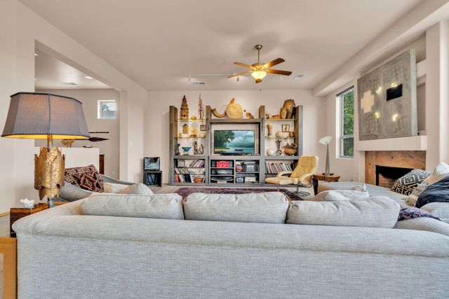 5308 Sacate Avenue NW, Albuquerque, NM 87120