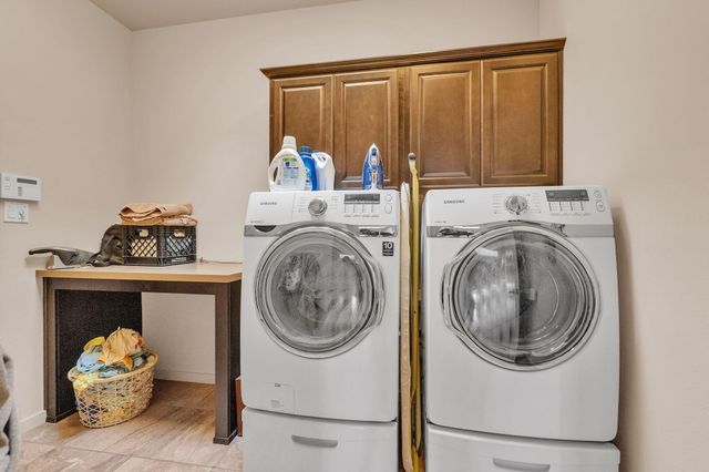 5308 Sacate Avenue NW, Albuquerque, NM 87120