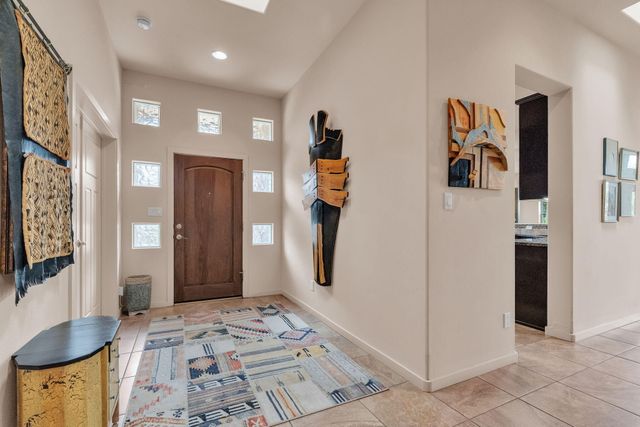5308 Sacate Avenue NW, Albuquerque, NM 87120