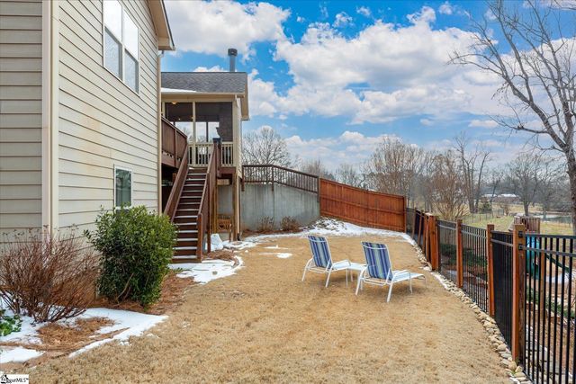 27 Wood Hollow Circle, Greer, SC 29650