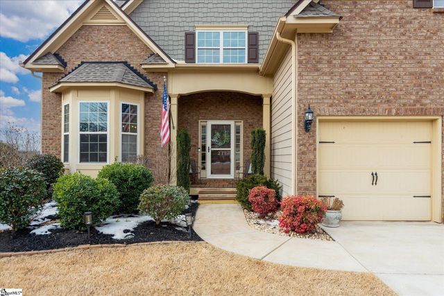 27 Wood Hollow Circle, Greer, SC 29650
