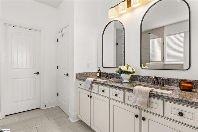 27 Wood Hollow Circle, Greer, SC 29650