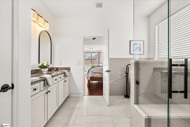 27 Wood Hollow Circle, Greer, SC 29650