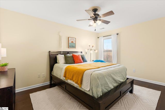 27 Wood Hollow Circle, Greer, SC 29650