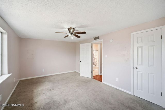 1238 S Triviz Drive, Las Cruces, NM 88001