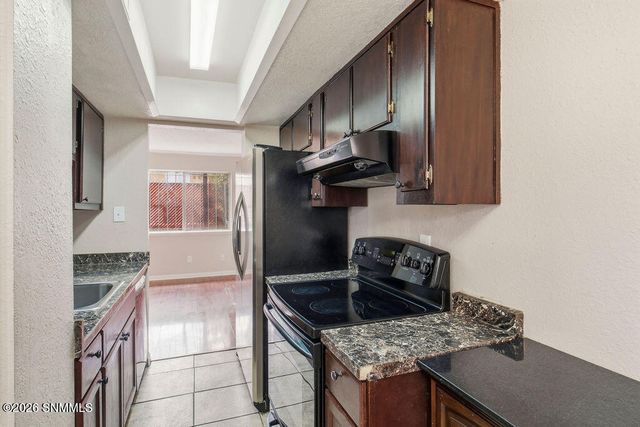 1238 S Triviz Drive, Las Cruces, NM 88001