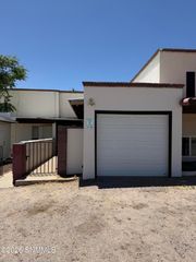 1238 S Triviz Drive, Las Cruces, NM 88001