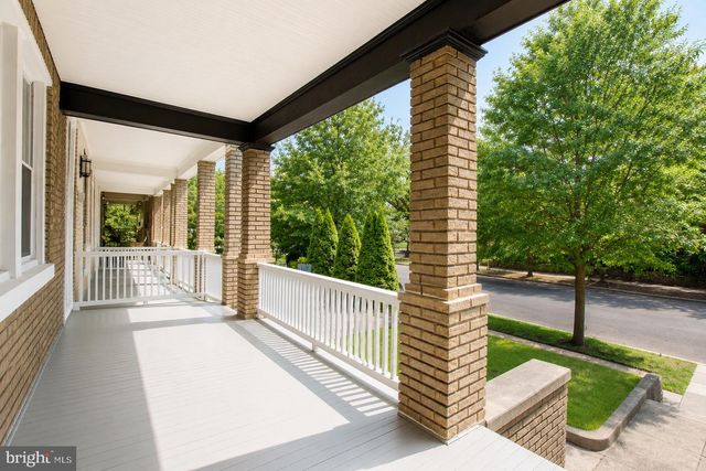 4513 IOWA AVE NW, Washington, DC 20011