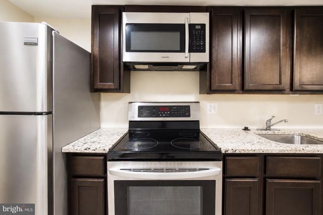 4513 IOWA AVE NW, Washington, DC 20011