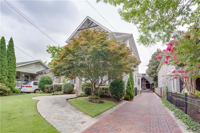 1554 Mercer Avenue, College Park, GA 30337