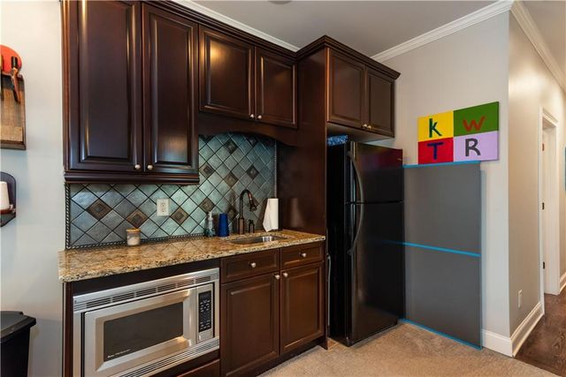 1554 Mercer Avenue, College Park, GA 30337