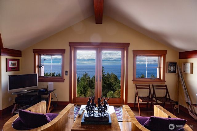 260 Westside Road, Friday Harbor, WA 98250