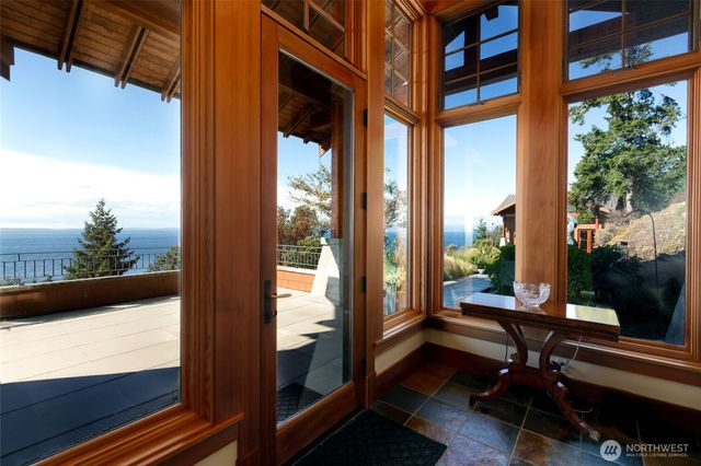 260 Westside Road, Friday Harbor, WA 98250