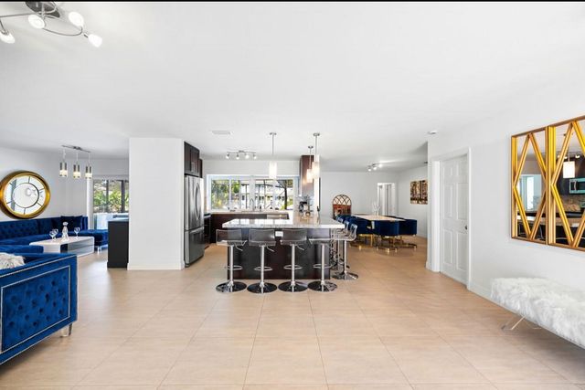 5921 SW 17th Court 59212, Plantation, FL 33317
