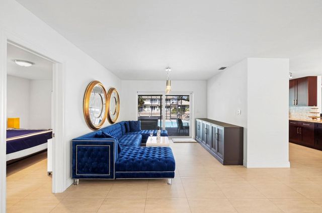 5921 SW 17th Court 59212, Plantation, FL 33317