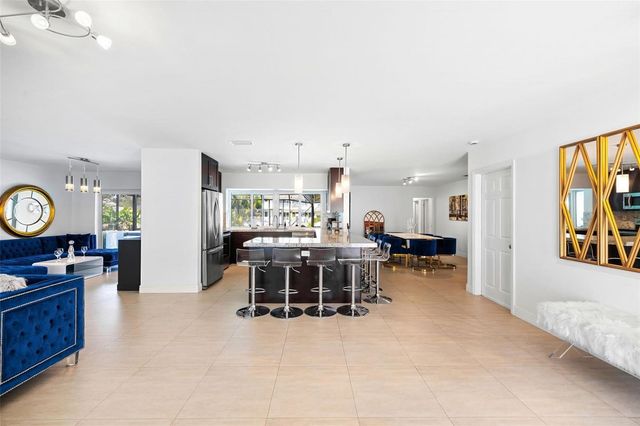 5921 SW 17th Court 59212, Plantation, FL 33317