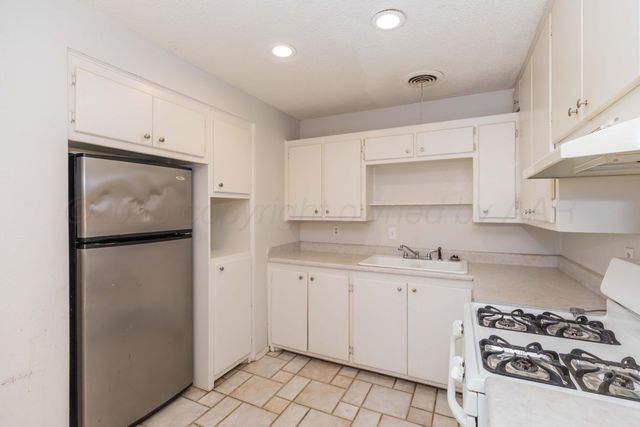 3827 NE 26TH Avenue, Amarillo, TX 79107