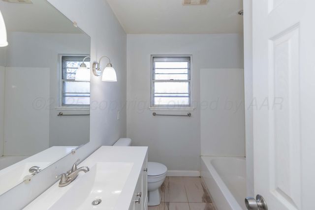 3827 NE 26TH Avenue, Amarillo, TX 79107