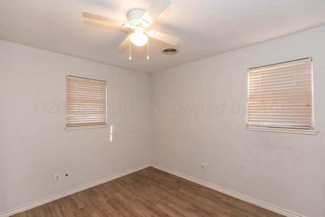 3827 NE 26TH Avenue, Amarillo, TX 79107