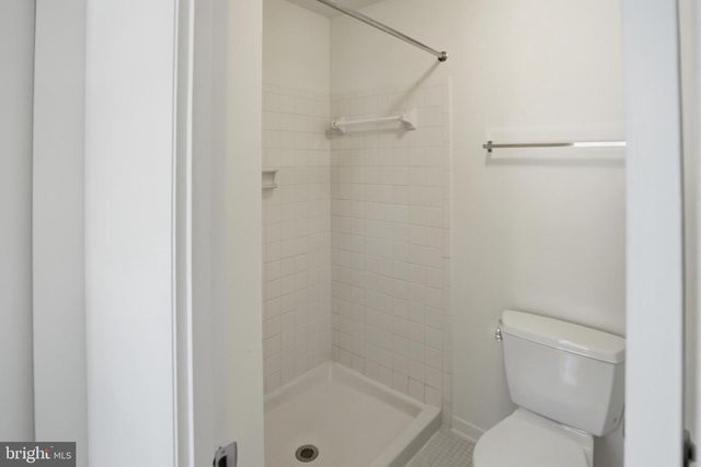 12800 TUMBLING BROOK LN, Woodbridge, VA 22192