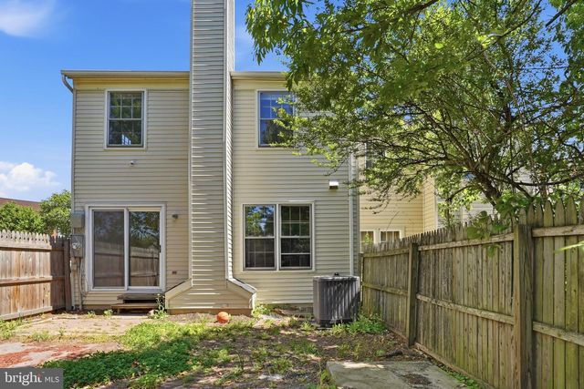 12800 TUMBLING BROOK LN, Woodbridge, VA 22192