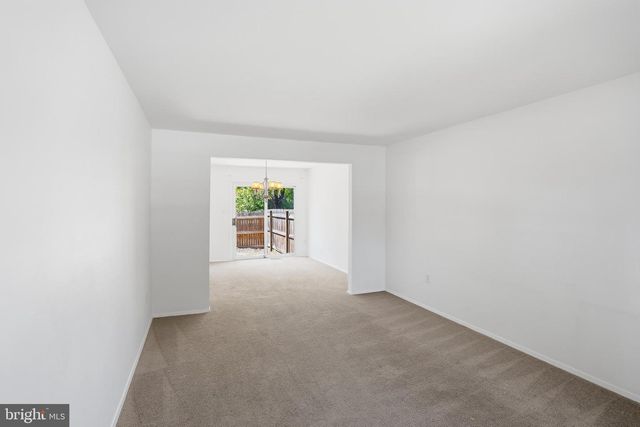 12800 TUMBLING BROOK LN, Woodbridge, VA 22192
