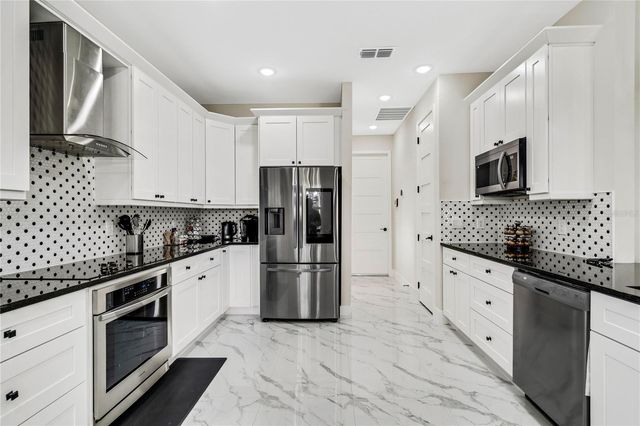 3724 CORONET AVENUE, Orlando, FL 32833
