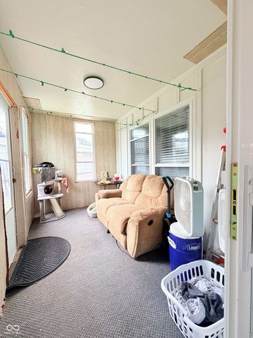 5038 Allisonville Road B, Indianapolis, IN 46205