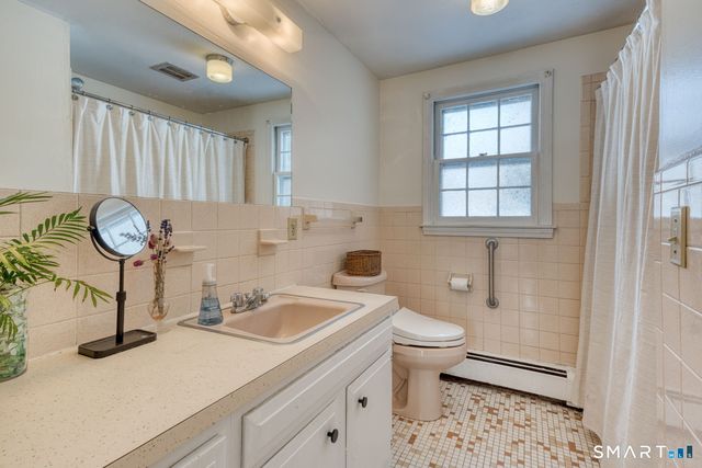 22 Nathans Lane, Madison, CT 06443