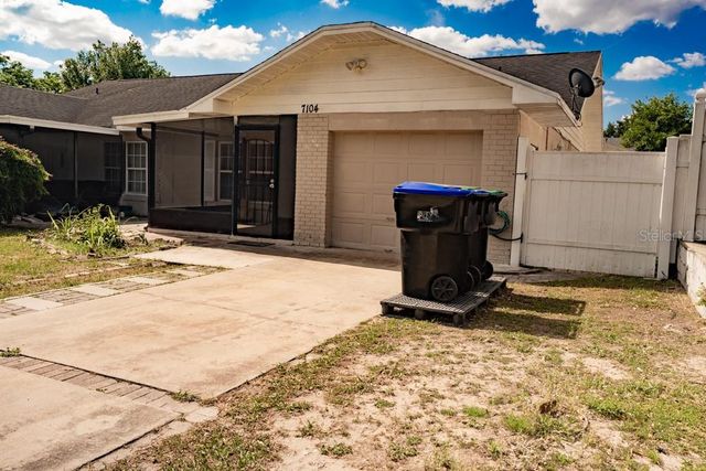 7104 BLUE EARTH COURT, Orlando, FL 32818