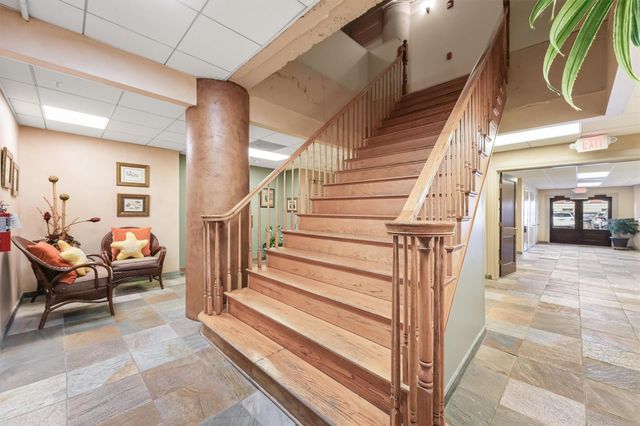 104 21st Avenue 203, Galveston, TX 77550