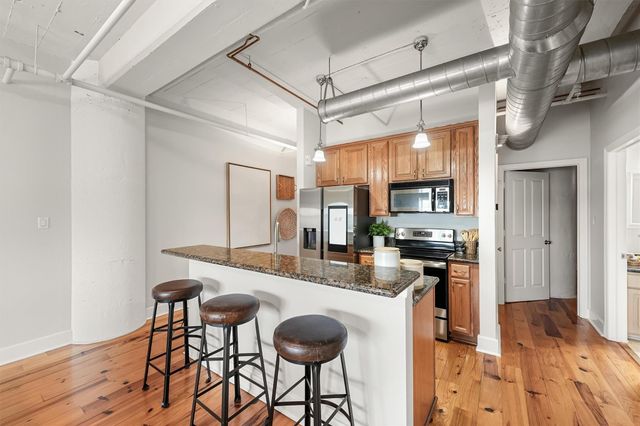 104 21st Avenue 203, Galveston, TX 77550