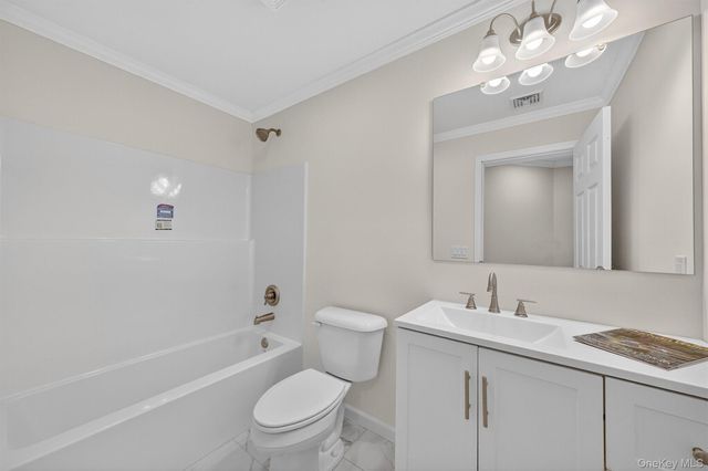 25 Teetsel Street, Saugerties, NY 12477