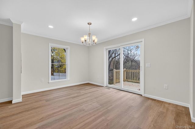 25 Teetsel Street, Saugerties, NY 12477