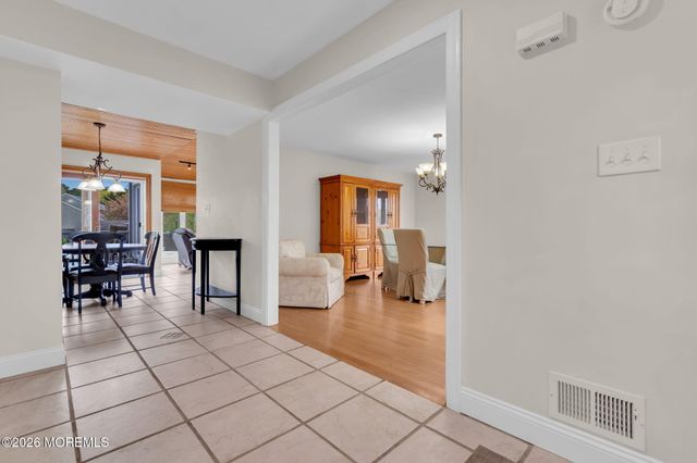 418 Mamie Court, Brick, NJ 08723
