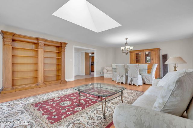418 Mamie Court, Brick, NJ 08723