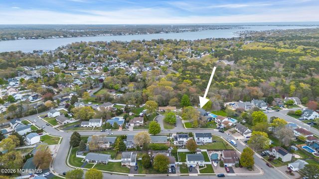 418 Mamie Court, Brick, NJ 08723