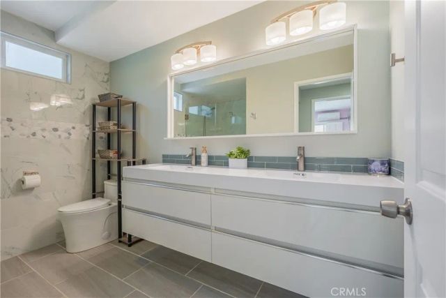 573 N Jalapa, Covina, CA 91724