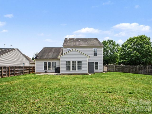 156 Barrington Drive, Mount Holly, NC 28120